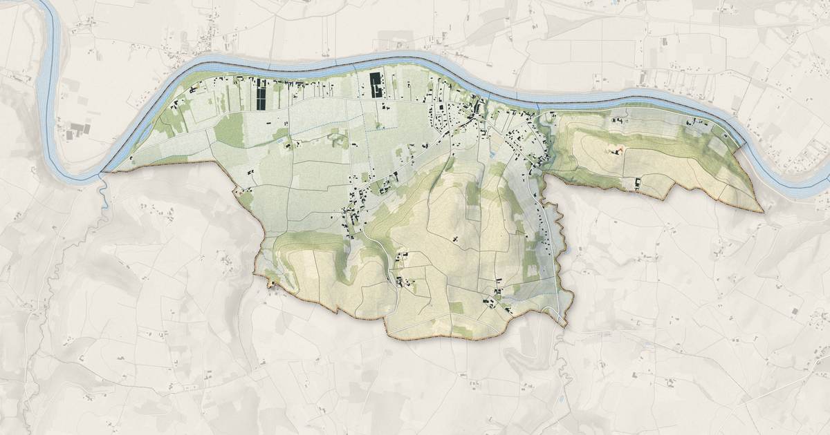 Portrait cartographique de Eynesse : relief, eau, forêts, bâti et voies, calculés à partir des données de l'IGN