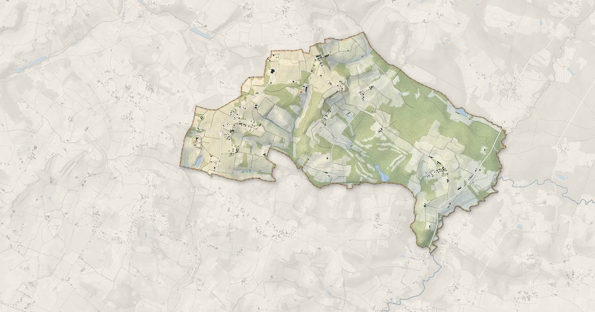 Portrait cartographique de Gardegan-et-Tourtirac : relief, eau, forêts, bâti et voies, calculés à partir des données de l'IGN