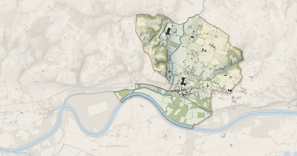 Portrait cartographique de Gironde-sur-Dropt : relief, eau, forêts, bâti et voies, calculés à partir des données de l'IGN