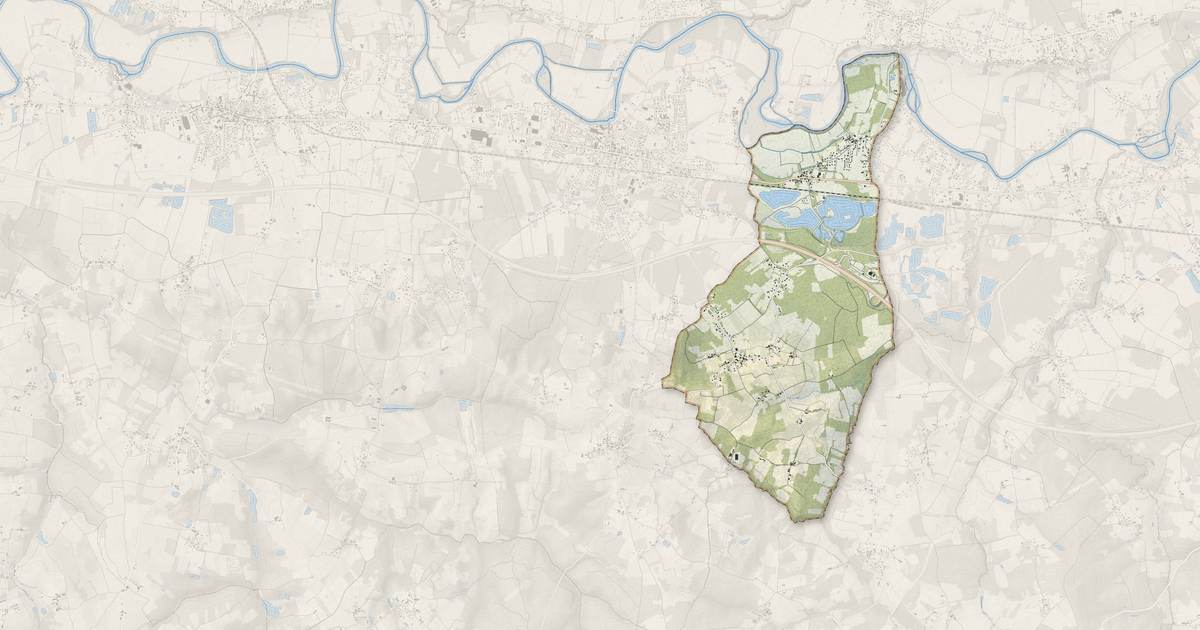 Portrait cartographique de Gours : relief, eau, forêts, bâti et voies, calculés à partir des données de l'IGN
