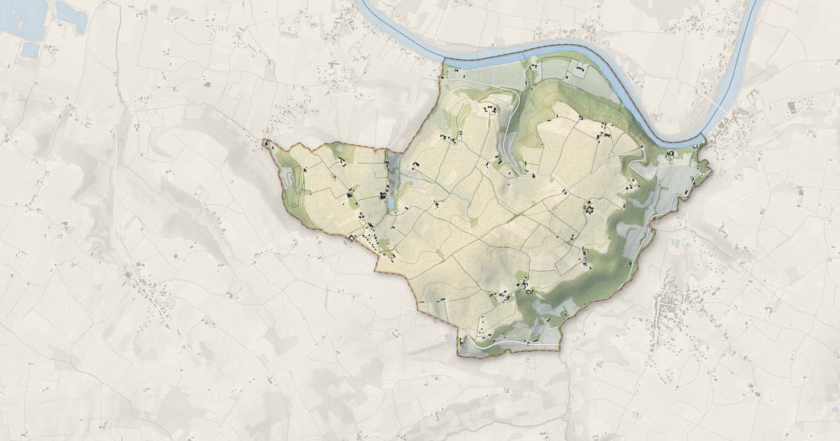 Portrait cartographique de Juillac : relief, eau, forêts, bâti et voies, calculés à partir des données de l'IGN