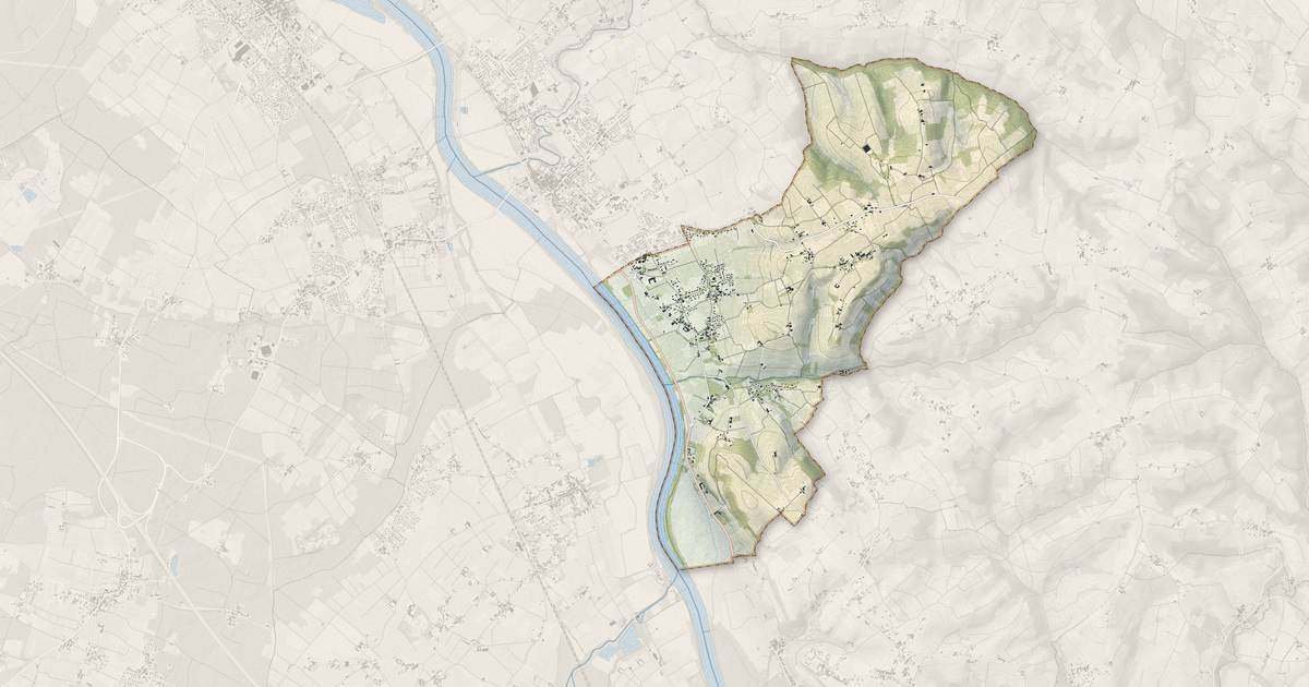 Portrait cartographique de Loupiac : relief, eau, forêts, bâti et voies, calculés à partir des données de l'IGN