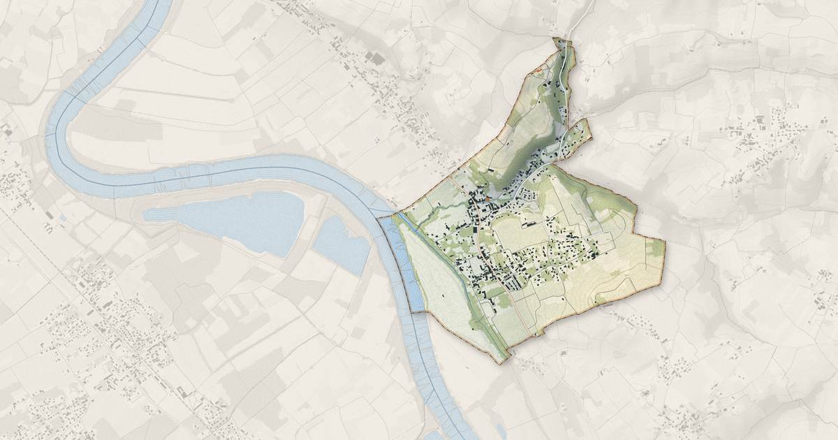 Portrait cartographique de Paillet : relief, eau, forêts, bâti et voies, calculés à partir des données de l'IGN