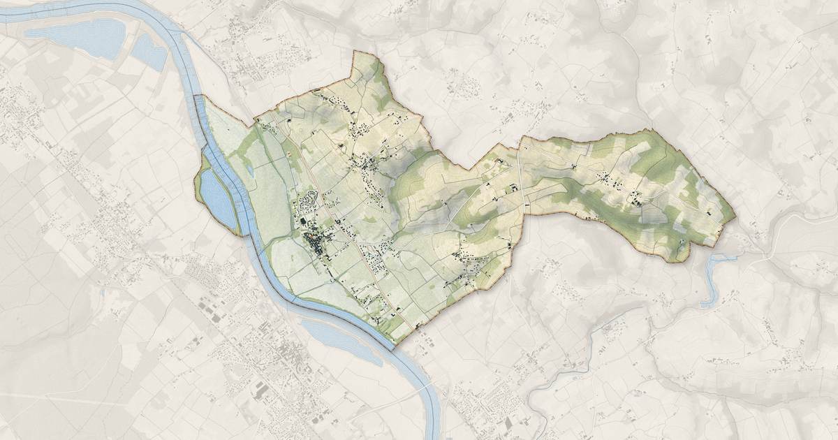 Portrait cartographique de Rions : relief, eau, forêts, bâti et voies, calculés à partir des données de l'IGN
