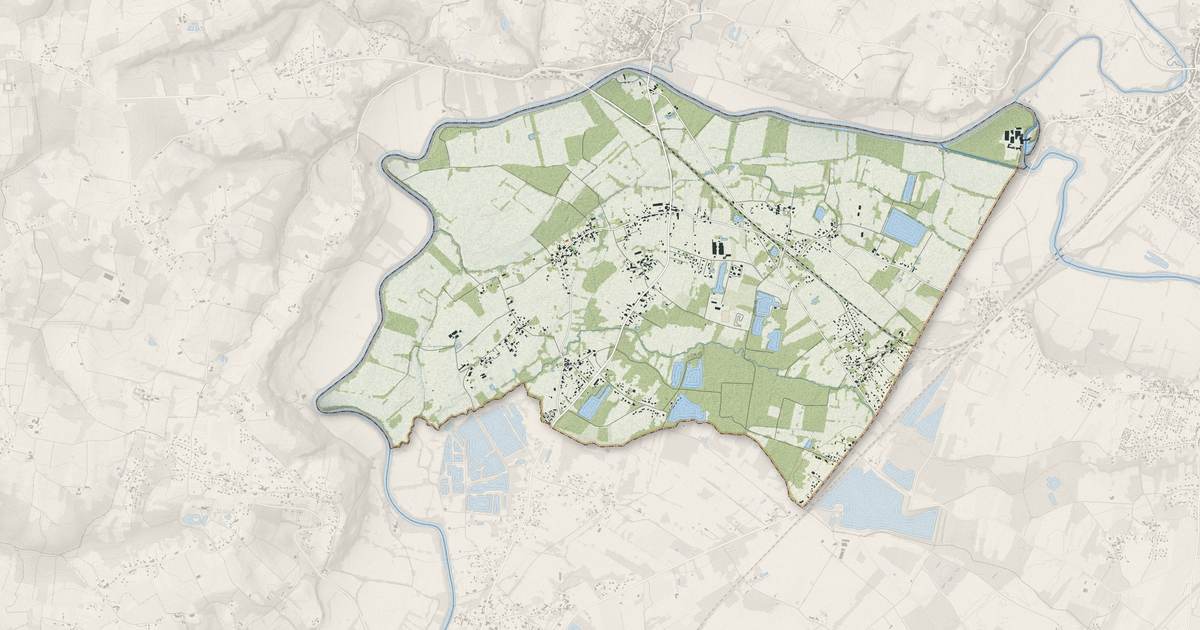 Portrait cartographique de Sablons : relief, eau, forêts, bâti et voies, calculés à partir des données de l'IGN