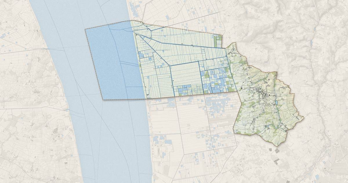 Portrait cartographique de Saint-Ciers-sur-Gironde : relief, eau, forêts, bâti et voies, calculés à partir des données de l'IGN