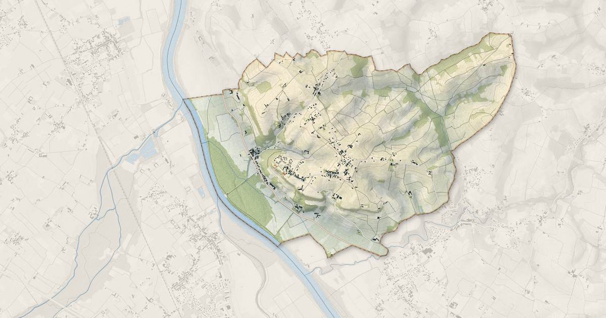 Portrait cartographique de Sainte-Croix-du-Mont : relief, eau, forêts, bâti et voies, calculés à partir des données de l'IGN