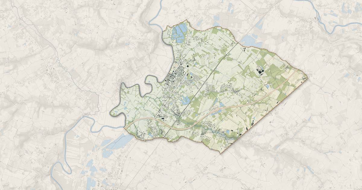Portrait cartographique de Saint-Denis-de-Pile : relief, eau, forêts, bâti et voies, calculés à partir des données de l'IGN