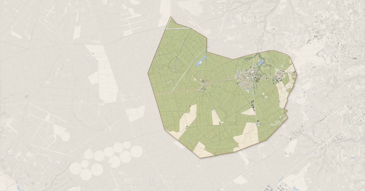 Portrait cartographique de Saint-Jean-d'Illac : relief, eau, forêts, bâti et voies, calculés à partir des données de l'IGN