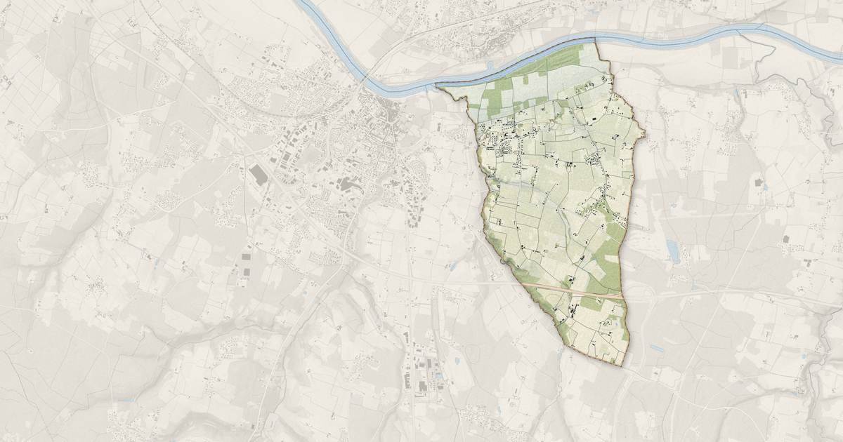 Portrait cartographique de Saint-Pierre-de-Mons : relief, eau, forêts, bâti et voies, calculés à partir des données de l'IGN