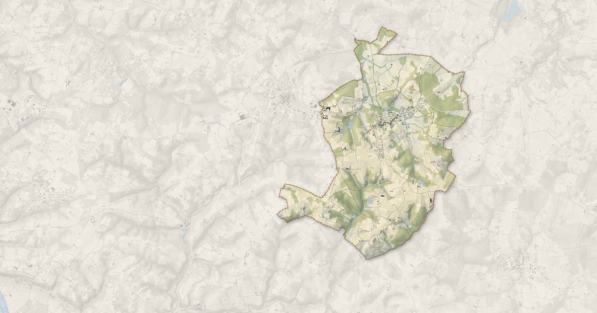 Portrait cartographique de La Sauve : relief, eau, forêts, bâti et voies, calculés à partir des données de l'IGN