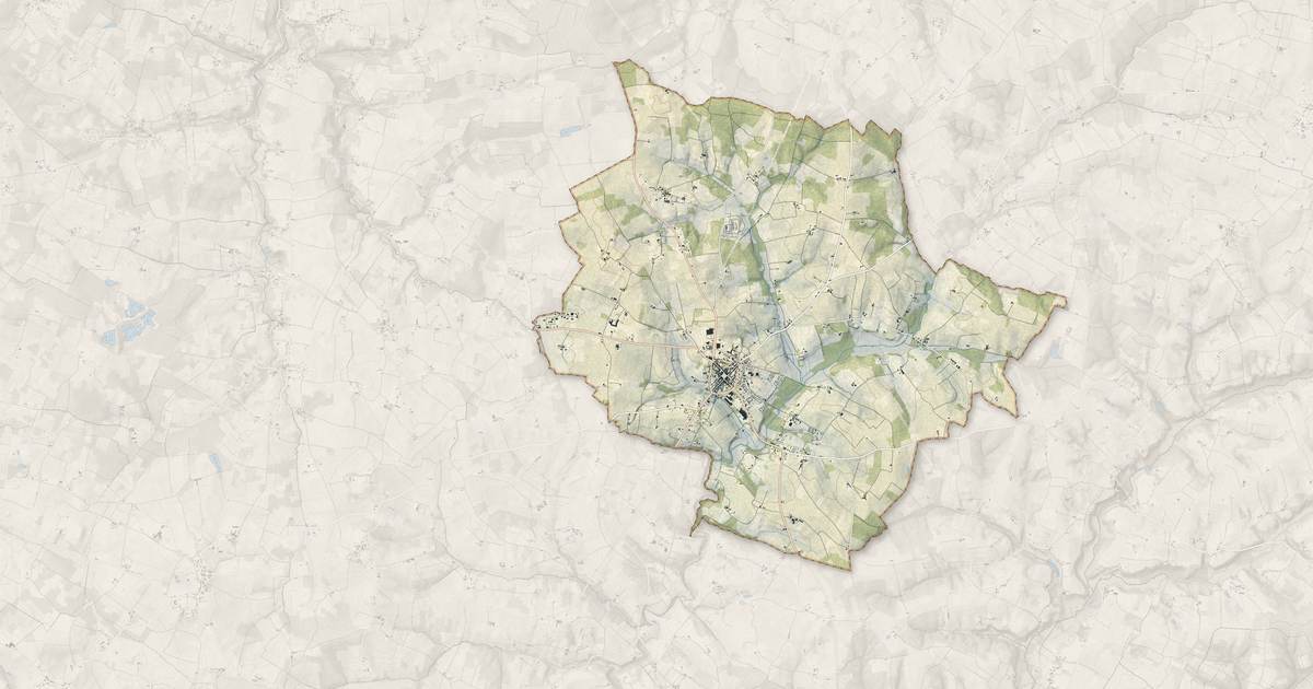 Portrait cartographique de Sauveterre-de-Guyenne : relief, eau, forêts, bâti et voies, calculés à partir des données de l'IGN