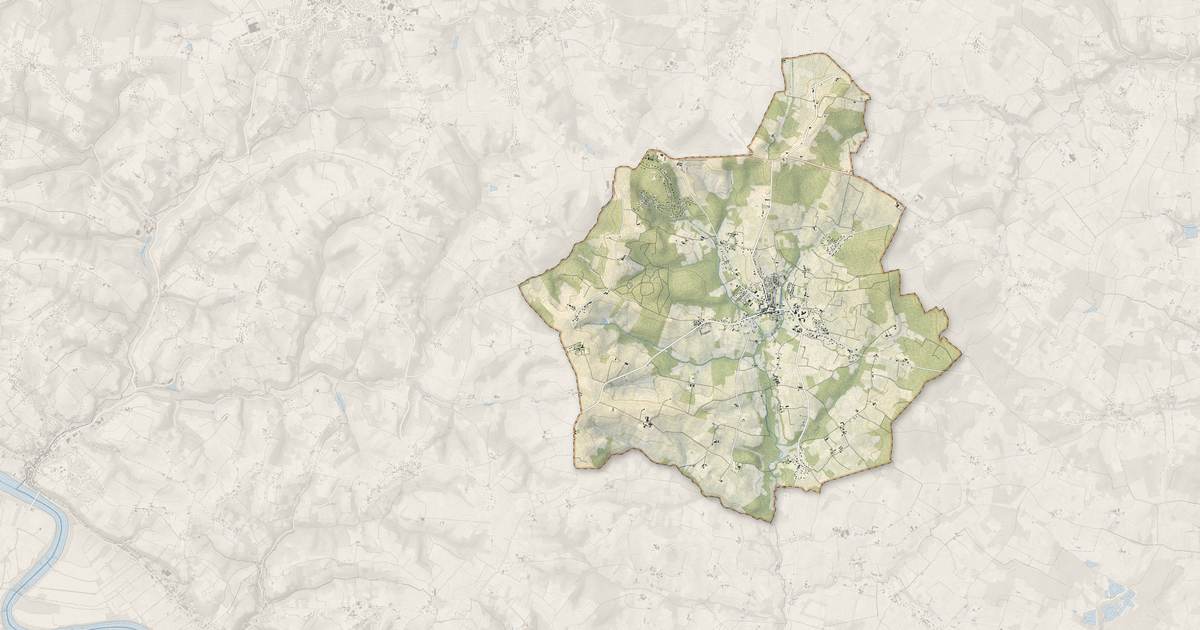 Portrait cartographique de Targon : relief, eau, forêts, bâti et voies, calculés à partir des données de l'IGN