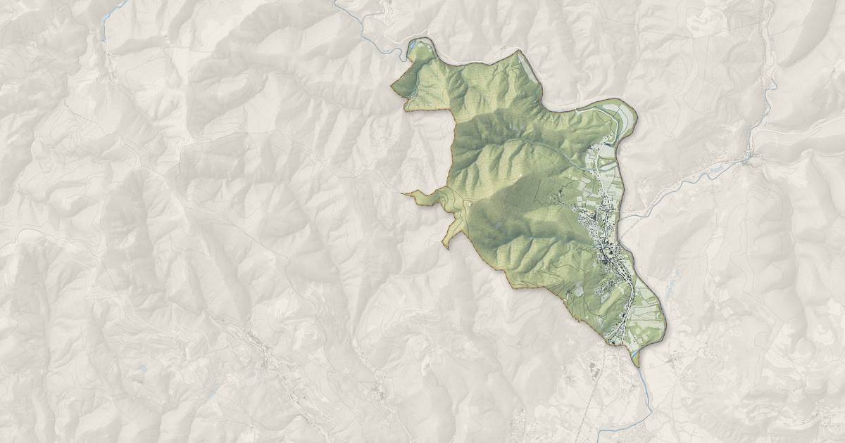 Portrait cartographique de Le Bousquet-d'Orb : relief, eau, forêts, bâti et voies, calculés à partir des données de l'IGN