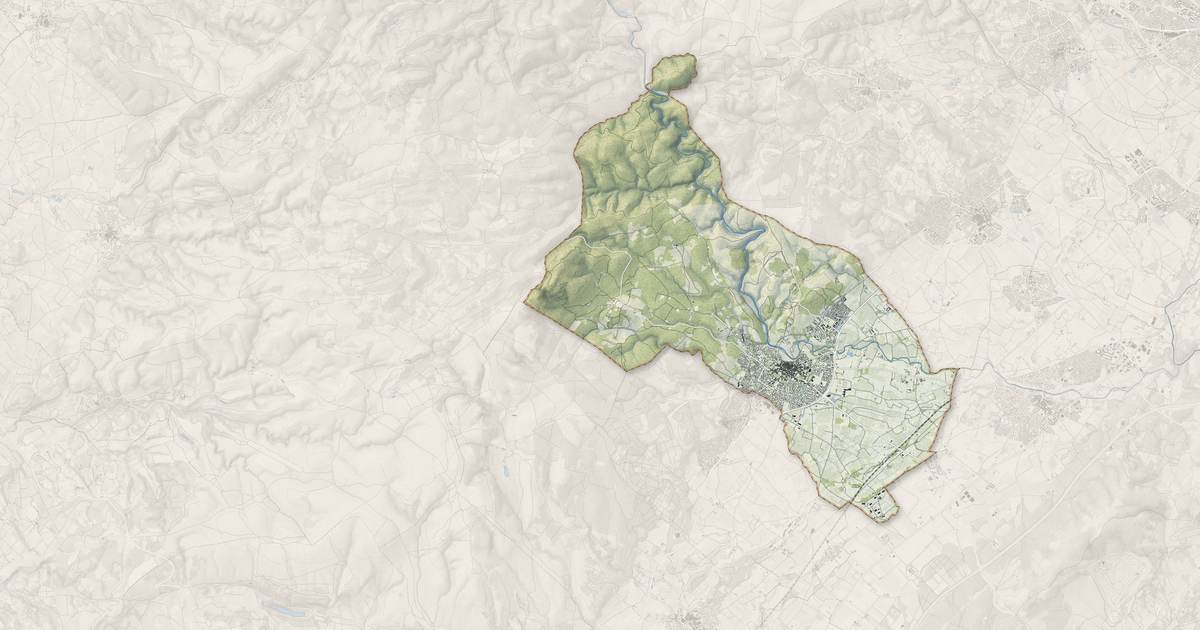 Portrait cartographique de Cournonterral : relief, eau, forêts, bâti et voies, calculés à partir des données de l'IGN