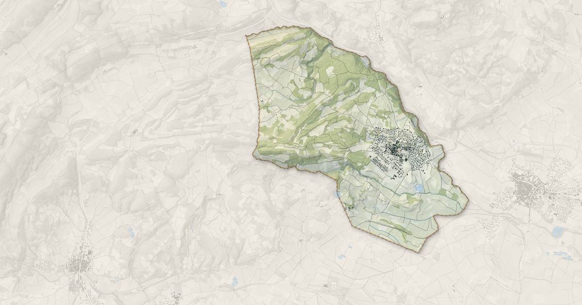 Portrait cartographique de Creissan : relief, eau, forêts, bâti et voies, calculés à partir des données de l'IGN
