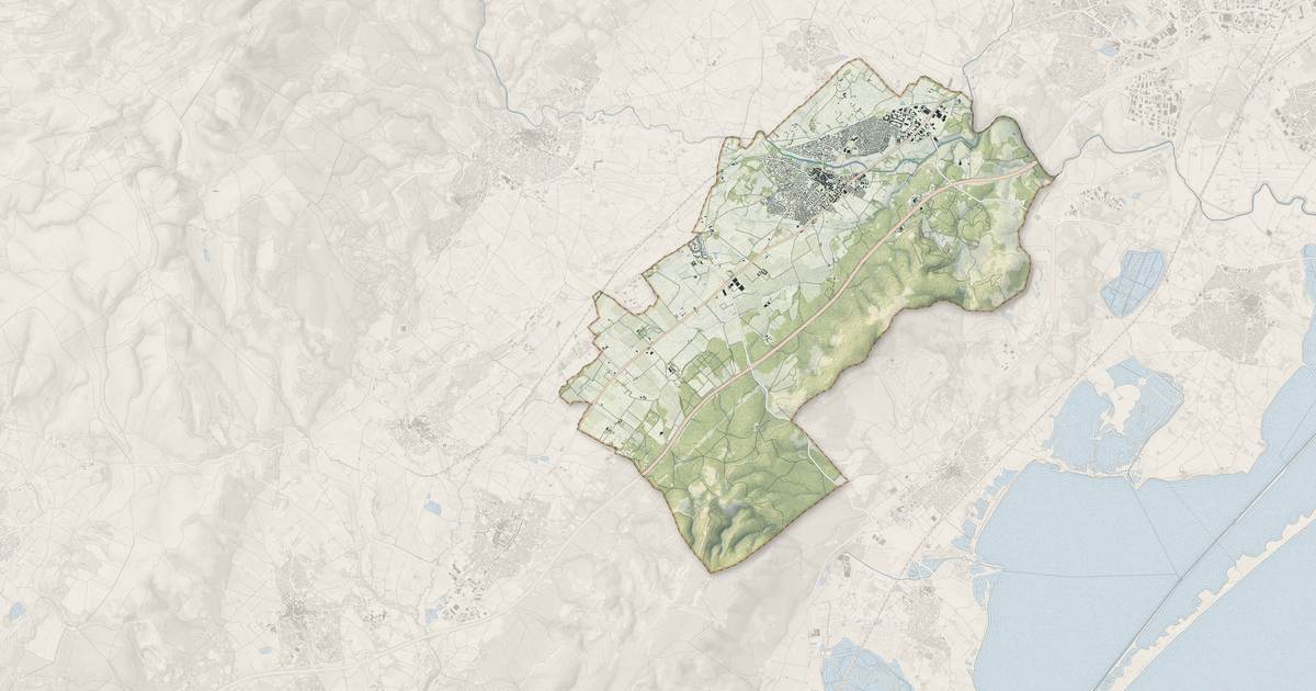 Portrait cartographique de Fabrègues : relief, eau, forêts, bâti et voies, calculés à partir des données de l'IGN