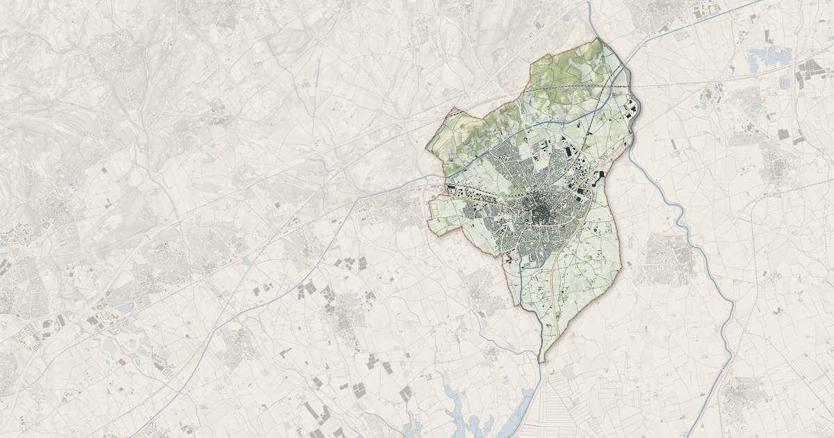Portrait cartographique de Lunel : relief, eau, forêts, bâti et voies, calculés à partir des données de l'IGN