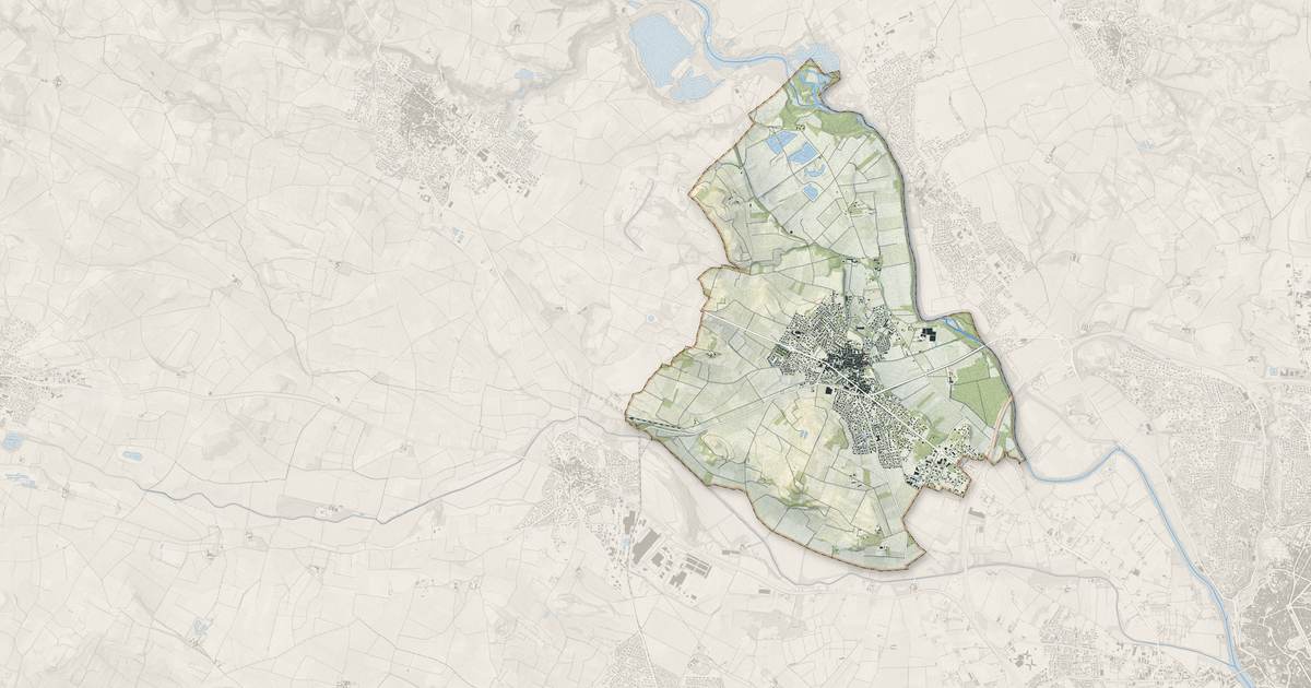 Portrait cartographique de Maraussan : relief, eau, forêts, bâti et voies, calculés à partir des données de l'IGN