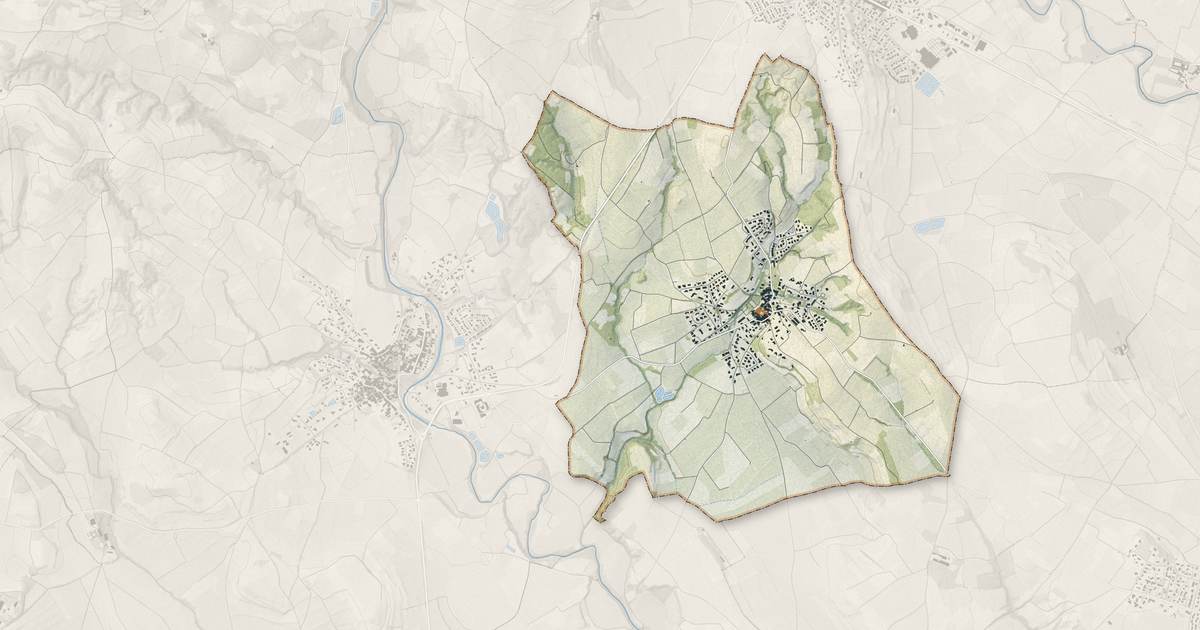 Portrait cartographique de Margon : relief, eau, forêts, bâti et voies, calculés à partir des données de l'IGN
