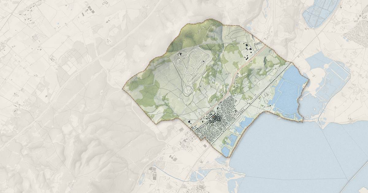 Portrait cartographique de Mireval : relief, eau, forêts, bâti et voies, calculés à partir des données de l'IGN