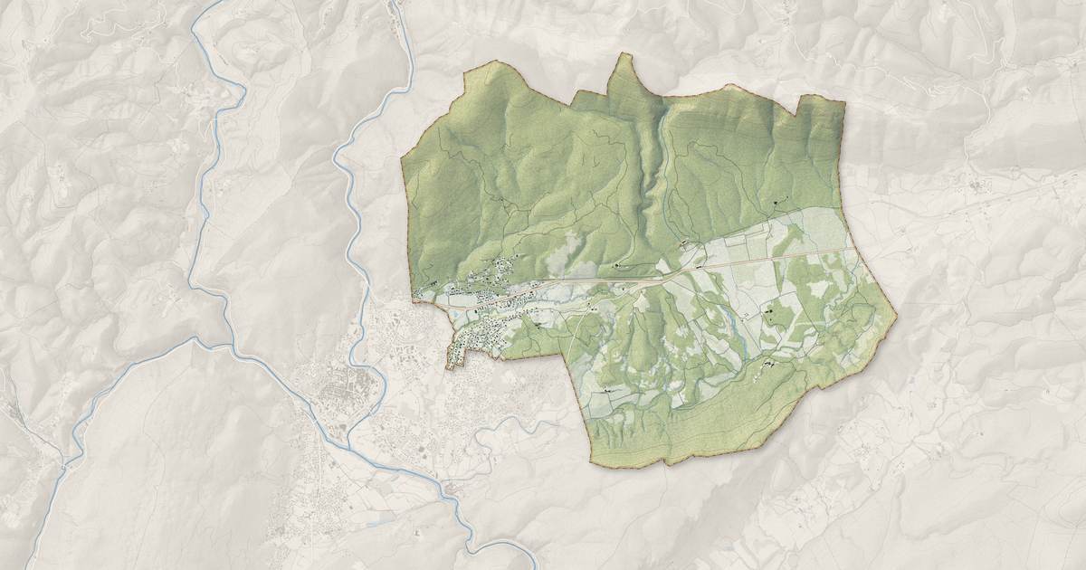 Portrait cartographique de Moulès-et-Baucels : relief, eau, forêts, bâti et voies, calculés à partir des données de l'IGN