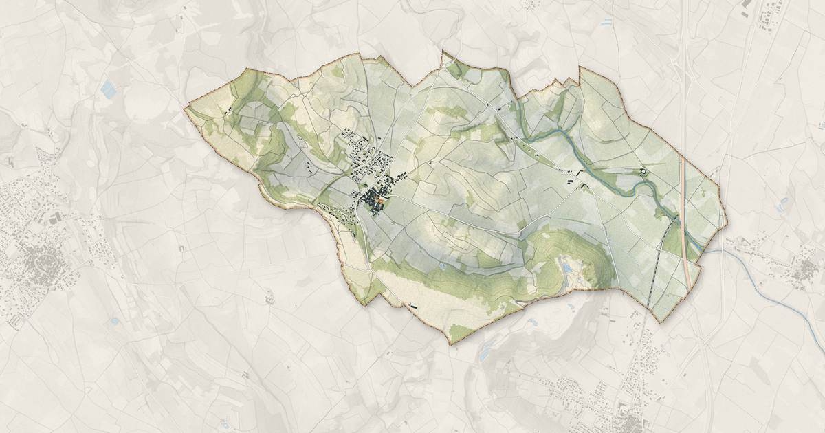 Portrait cartographique de Nizas : relief, eau, forêts, bâti et voies, calculés à partir des données de l'IGN