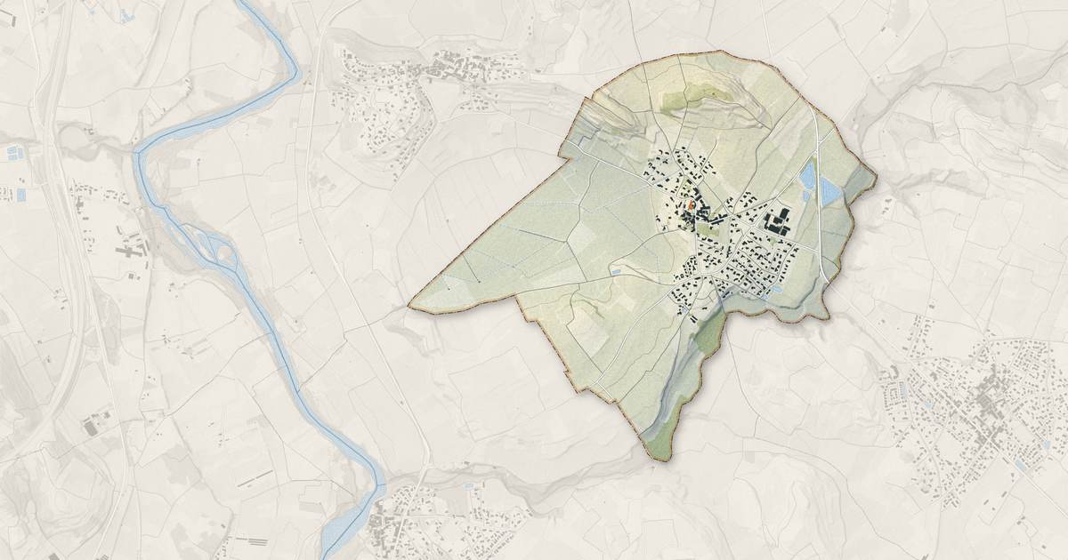 Portrait cartographique de Puilacher : relief, eau, forêts, bâti et voies, calculés à partir des données de l'IGN