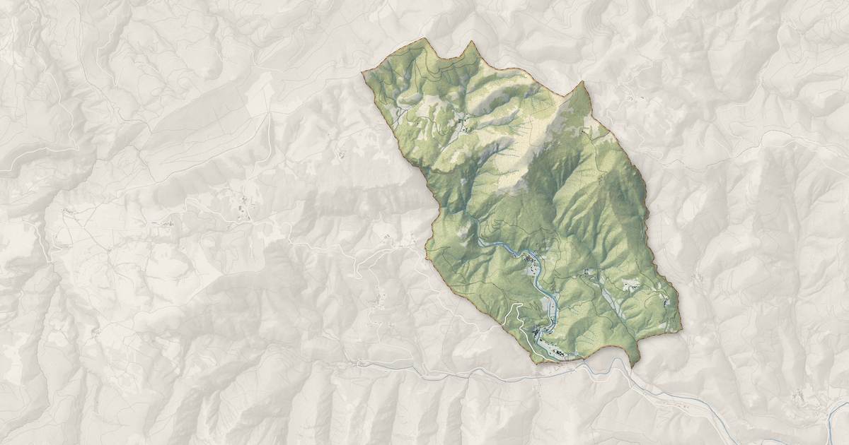 Portrait cartographique de Saint-Geniès-de-Varensal : relief, eau, forêts, bâti et voies, calculés à partir des données de l'IGN