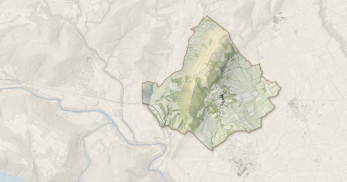 Portrait cartographique de Saint-Guiraud : relief, eau, forêts, bâti et voies, calculés à partir des données de l'IGN