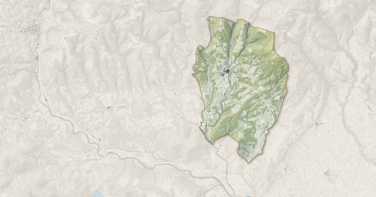 Portrait cartographique de Saint-Jean-de-la-Blaquière : relief, eau, forêts, bâti et voies, calculés à partir des données de l'IGN
