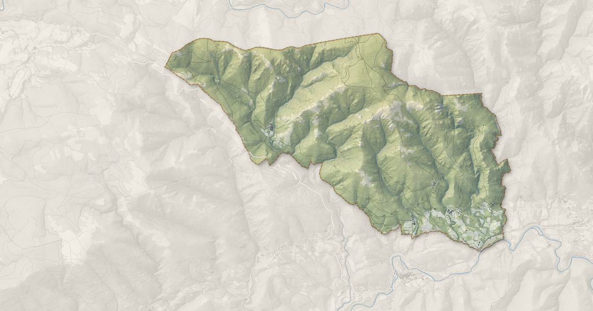 Portrait cartographique de Saint-Julien : relief, eau, forêts, bâti et voies, calculés à partir des données de l'IGN
