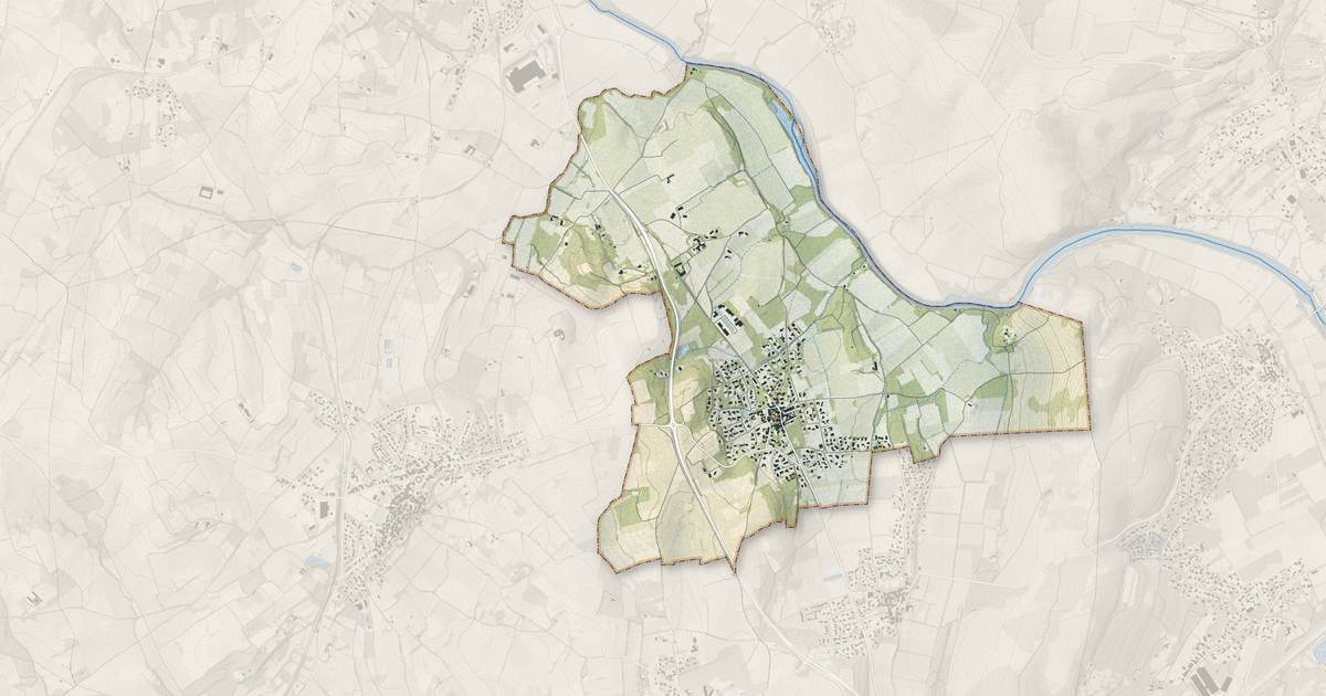 Portrait cartographique de Saint-Sériès : relief, eau, forêts, bâti et voies, calculés à partir des données de l'IGN