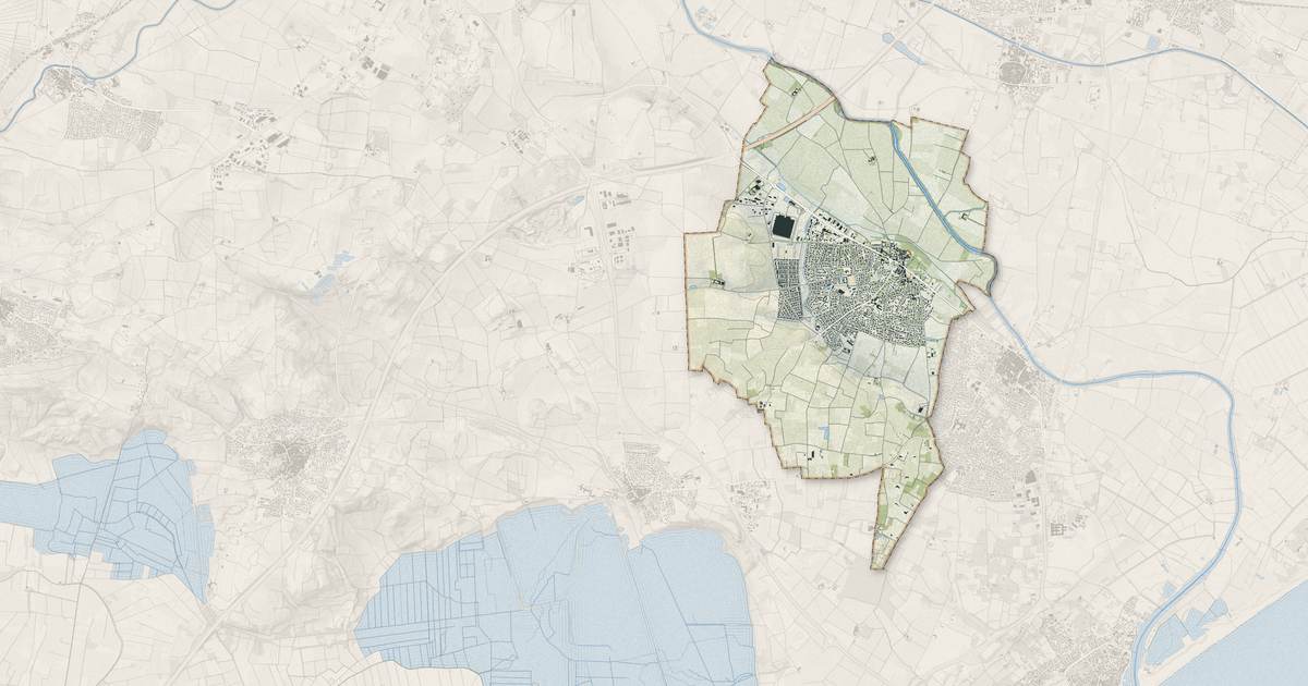 Portrait cartographique de Sauvian : relief, eau, forêts, bâti et voies, calculés à partir des données de l'IGN