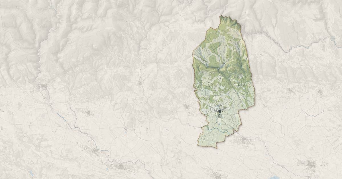 Portrait cartographique de Siran : relief, eau, forêts, bâti et voies, calculés à partir des données de l'IGN