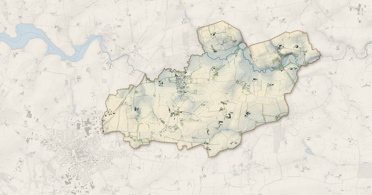 Portrait cartographique de Availles-sur-Seiche : relief, eau, forêts, bâti et voies, calculés à partir des données de l'IGN