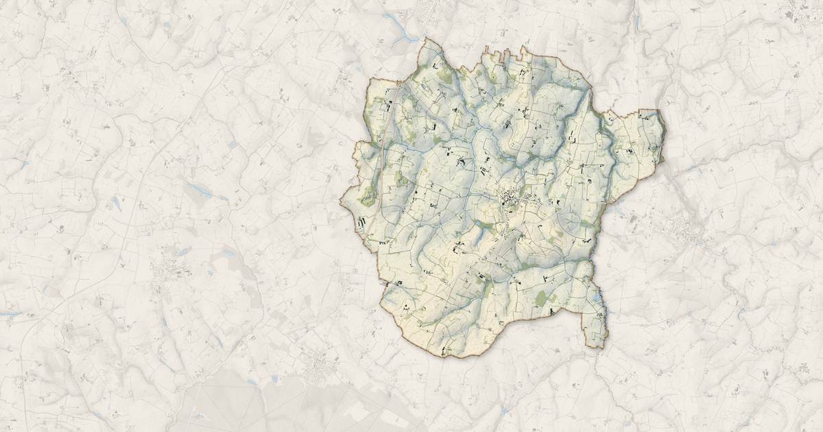 Portrait cartographique de La Bazouge-du-Désert : relief, eau, forêts, bâti et voies, calculés à partir des données de l'IGN