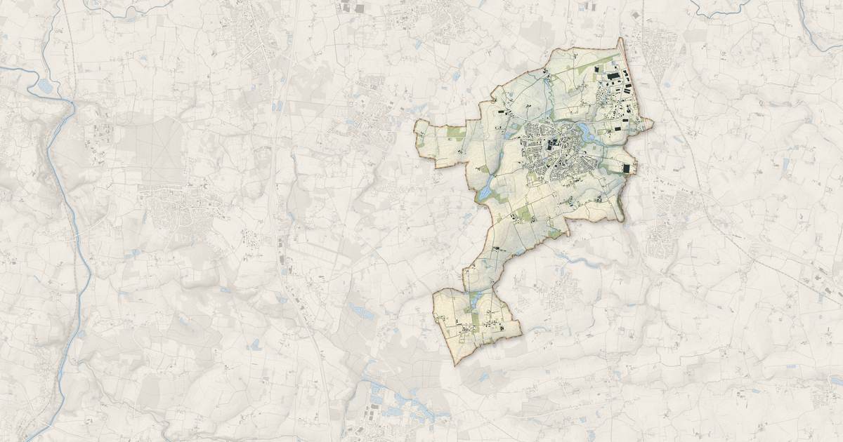 Portrait cartographique de Bourgbarré : relief, eau, forêts, bâti et voies, calculés à partir des données de l'IGN