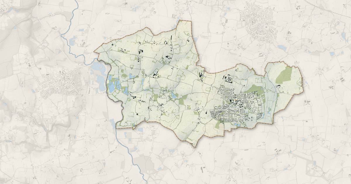 Portrait cartographique de Cintré : relief, eau, forêts, bâti et voies, calculés à partir des données de l'IGN