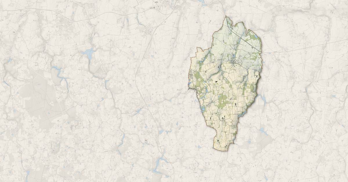 Portrait cartographique de Epiniac : relief, eau, forêts, bâti et voies, calculés à partir des données de l'IGN
