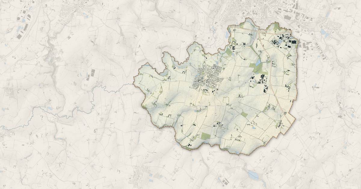Portrait cartographique de Javené : relief, eau, forêts, bâti et voies, calculés à partir des données de l'IGN