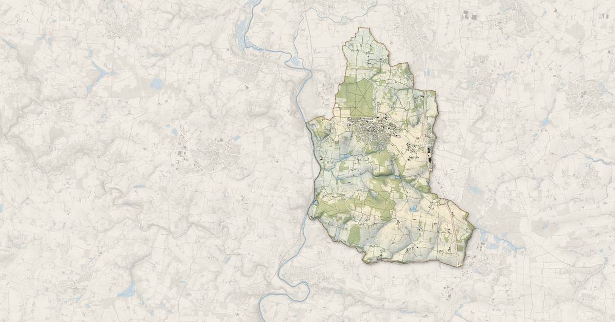Portrait cartographique de Laillé : relief, eau, forêts, bâti et voies, calculés à partir des données de l'IGN