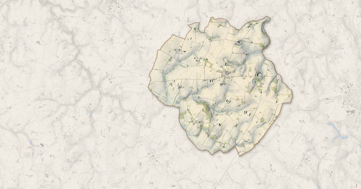 Portrait cartographique de Mellé : relief, eau, forêts, bâti et voies, calculés à partir des données de l'IGN