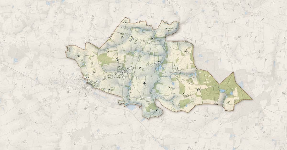 Portrait cartographique de Mernel : relief, eau, forêts, bâti et voies, calculés à partir des données de l'IGN