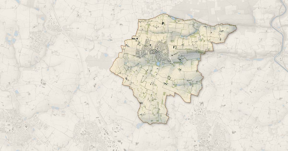 Portrait cartographique de Montreuil-le-Gast : relief, eau, forêts, bâti et voies, calculés à partir des données de l'IGN