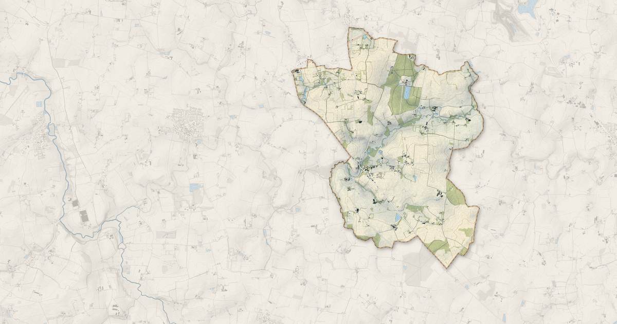 Portrait cartographique de Moulins : relief, eau, forêts, bâti et voies, calculés à partir des données de l'IGN