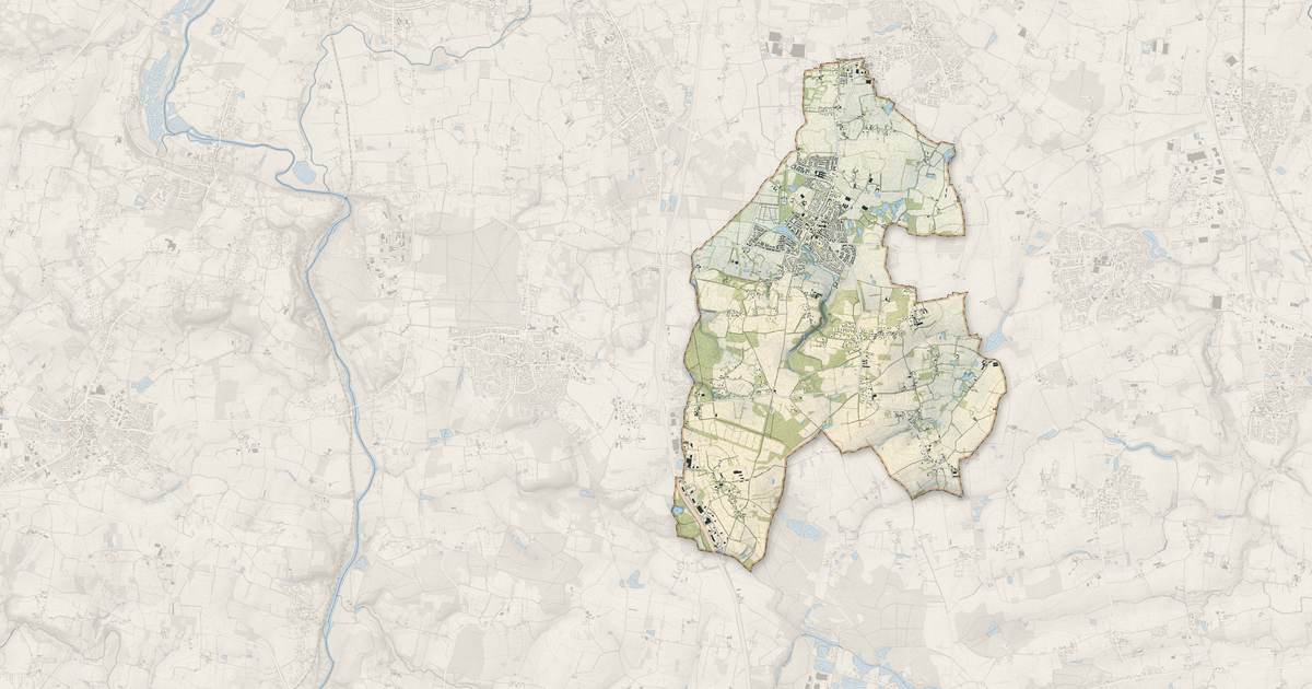 Portrait cartographique de Orgères : relief, eau, forêts, bâti et voies, calculés à partir des données de l'IGN