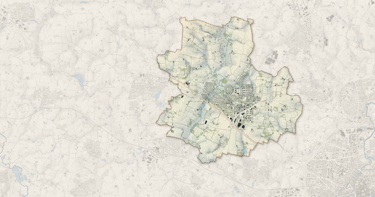 Portrait cartographique de Pacé : relief, eau, forêts, bâti et voies, calculés à partir des données de l'IGN