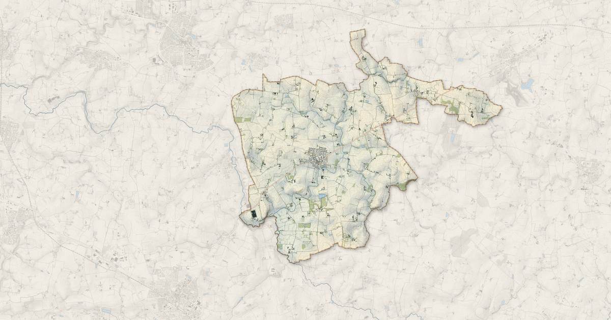 Portrait cartographique de Piré-Chancé : relief, eau, forêts, bâti et voies, calculés à partir des données de l'IGN