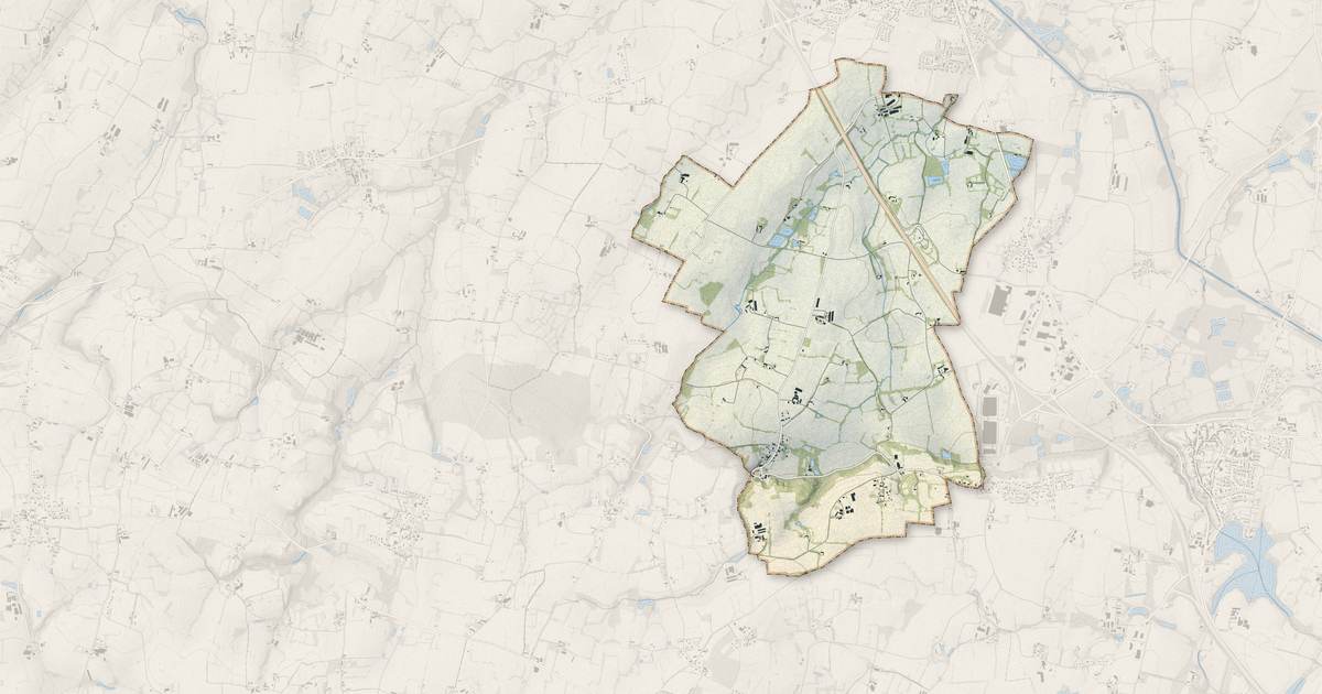 Portrait cartographique de Saint-Brieuc-des-Iffs : relief, eau, forêts, bâti et voies, calculés à partir des données de l'IGN
